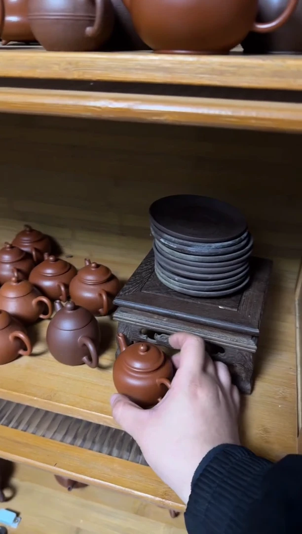 茶壶紫砂诚*紫砂盘子一个