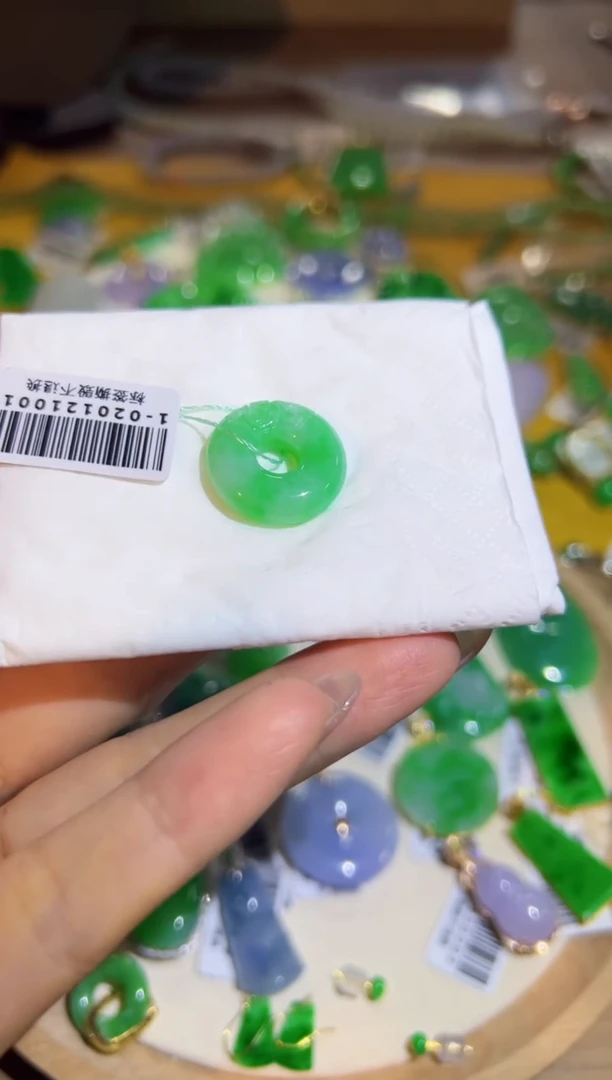【闪购商品】翡翠颈饰未镶嵌Q缅料A货翡翠/支持复检/一件