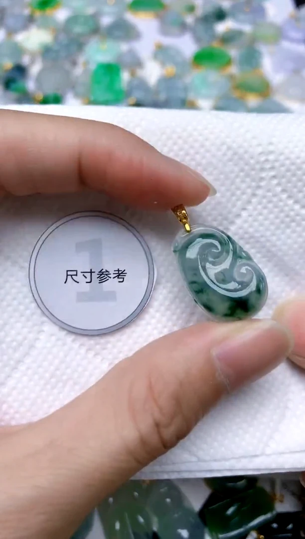 颈饰银S925镶嵌翡翠天然A货翡翠