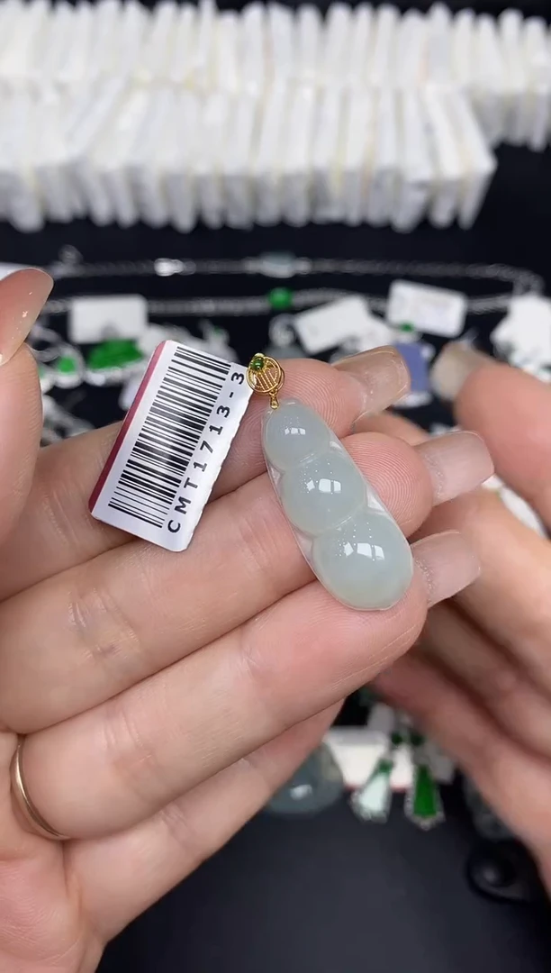 吊坠(不含链)18K金镶嵌翡翠豆子18K金扣镶嵌@@CMT1713-3