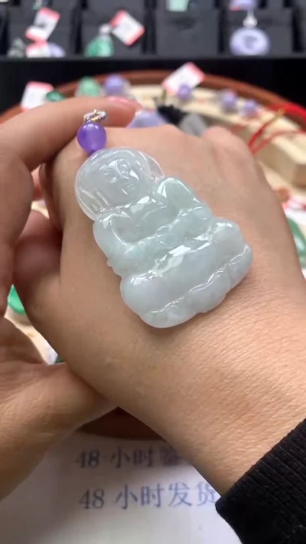 【闪购商品】翡翠颈饰未镶嵌观音