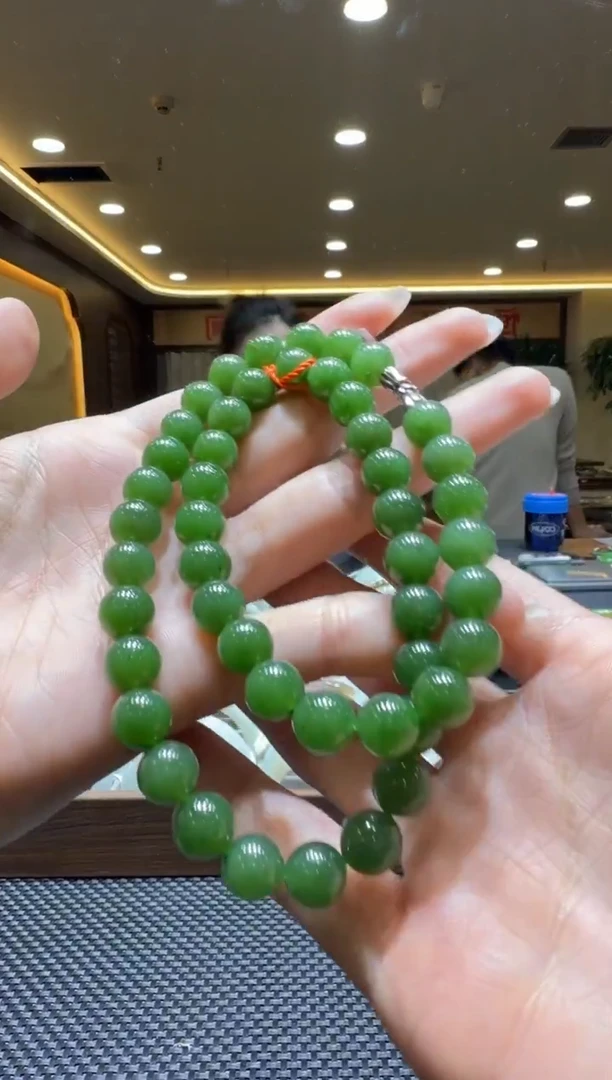 颈饰未镶嵌和田玉项链