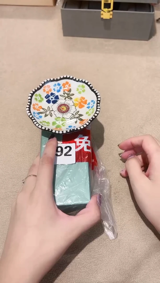 瓷片AAAAAAAAAAAAAAA