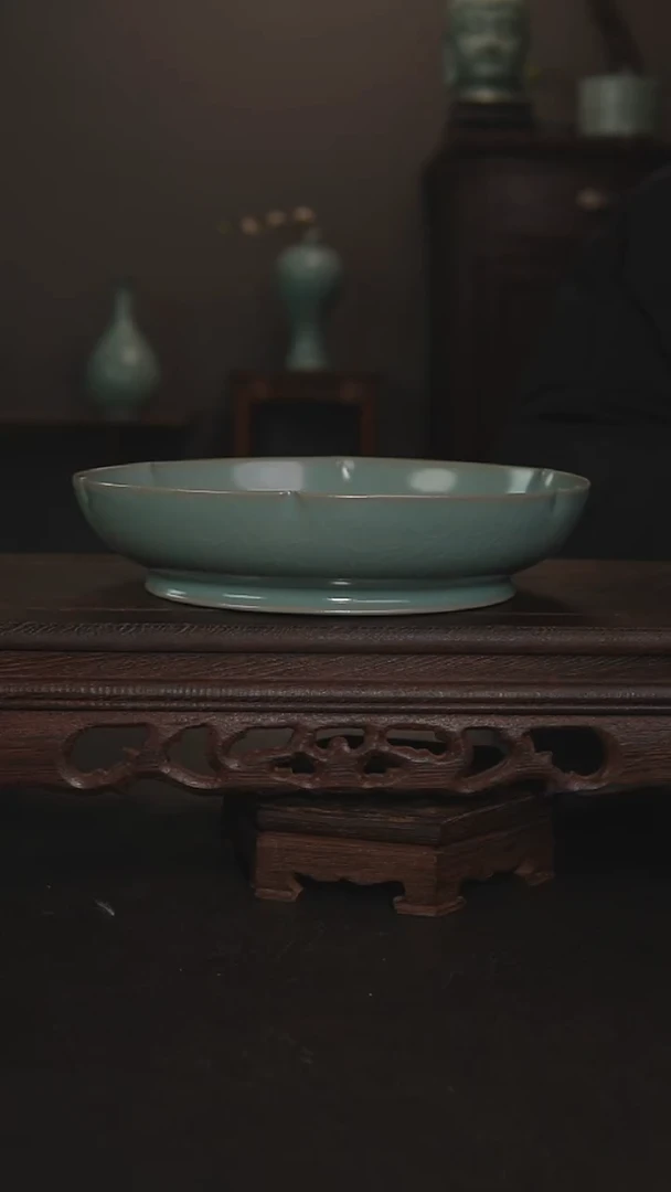 摆件瓷仿古手工葵口洗