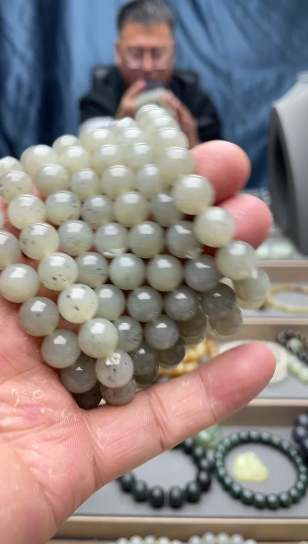 【闪购商品】和田玉手串未镶嵌和田玉卡10