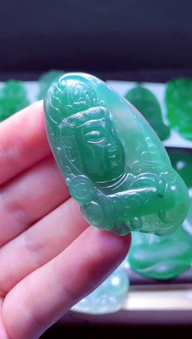 未镶嵌定制翡翠钱*友天然缅甸翡翠A货毛货吊坠