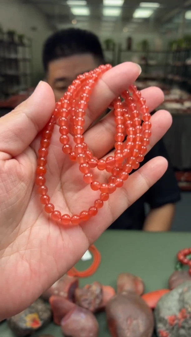 未镶嵌手链南红玛瑙多圈手串一条约5mm+多样性发货
