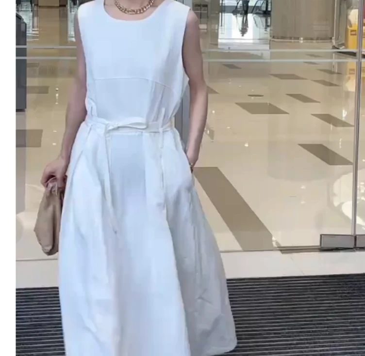 2025夏季新款网红同款洋气减龄气时尚设计感连衣裙女甜ooc