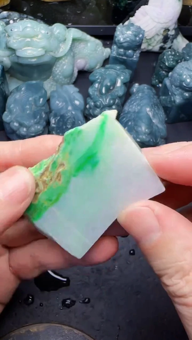 颈饰未镶嵌翡翠01