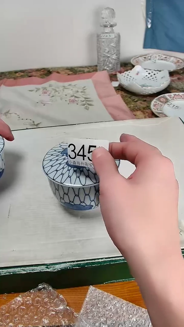 瓷片新**静小淼海外陶瓷工艺品