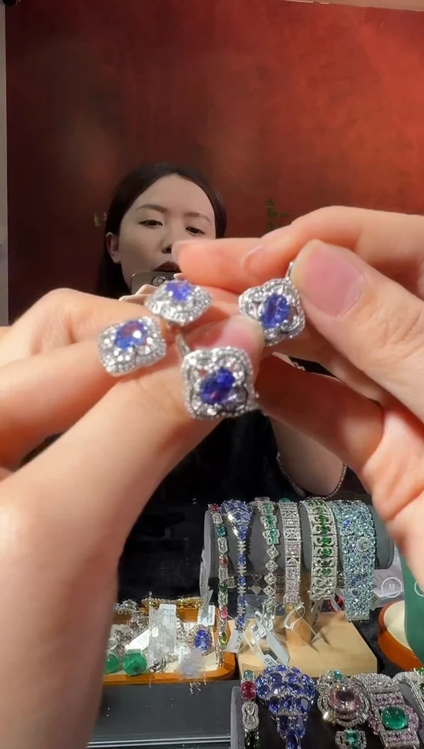 银S925镶嵌颈饰坦桑石一套