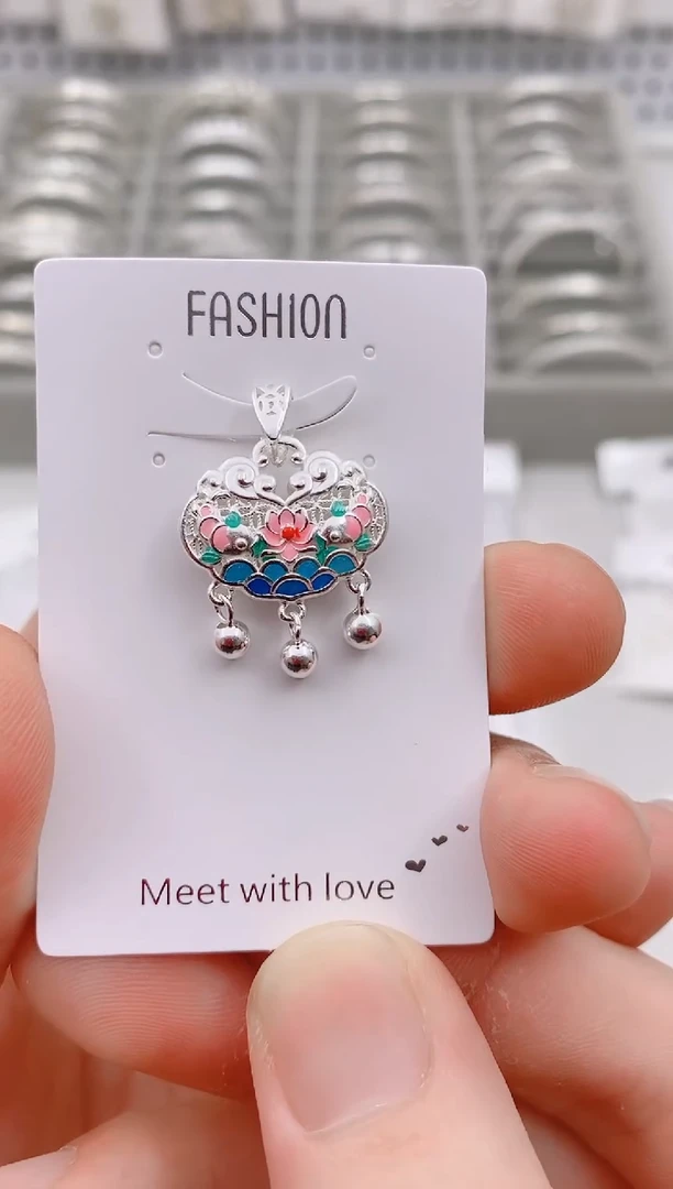 吊坠足银珐琅足银珐琅彩莲花锁包