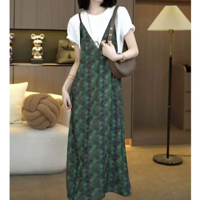 设计感小众时尚印花宽松遮肉显瘦中长款连衣裙 R0568