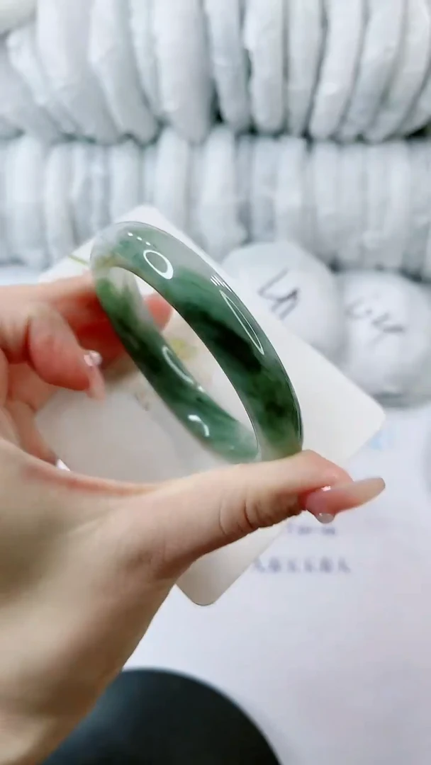 【闪购商品】石英质玉手镯未镶嵌0045347955-多样性发货