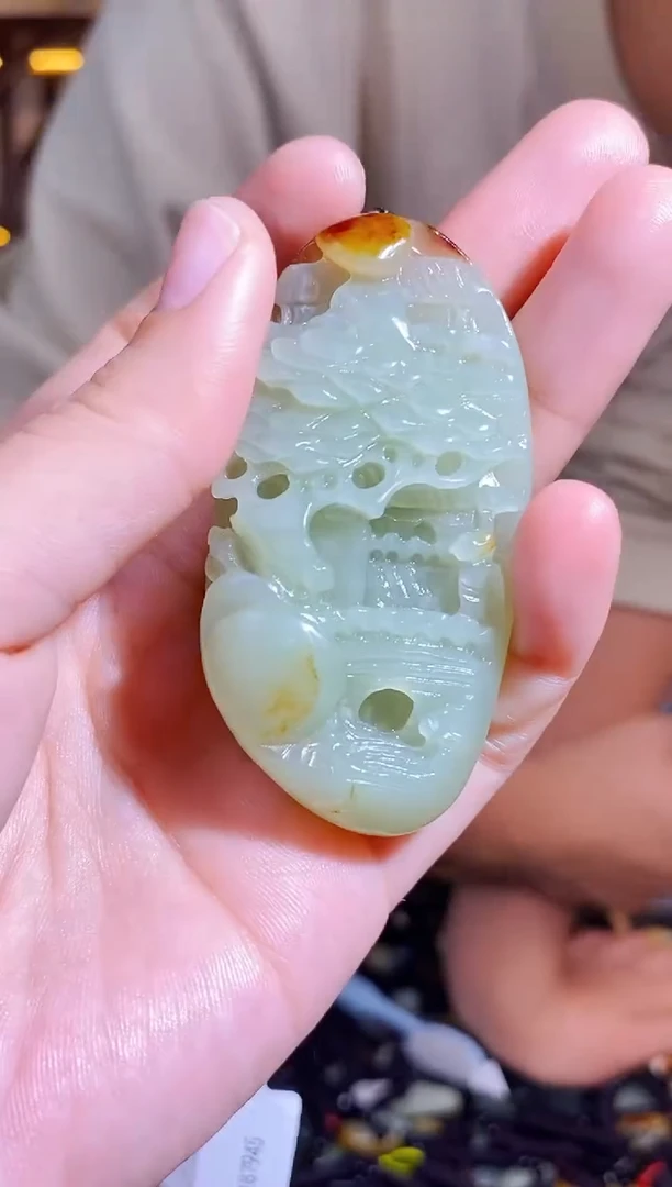 颈饰未镶嵌和田玉1