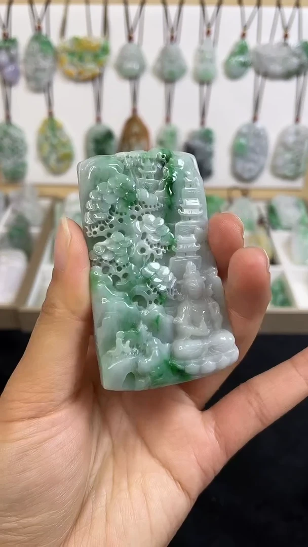 颈饰未镶嵌翡翠1