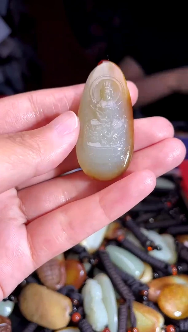 和田玉未镶嵌挂件1