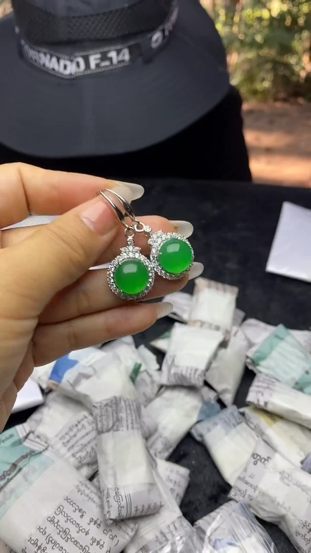 满色吊坠    所见即所得