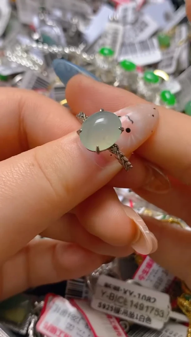 银S925镶嵌戒指翡翠百内无证书