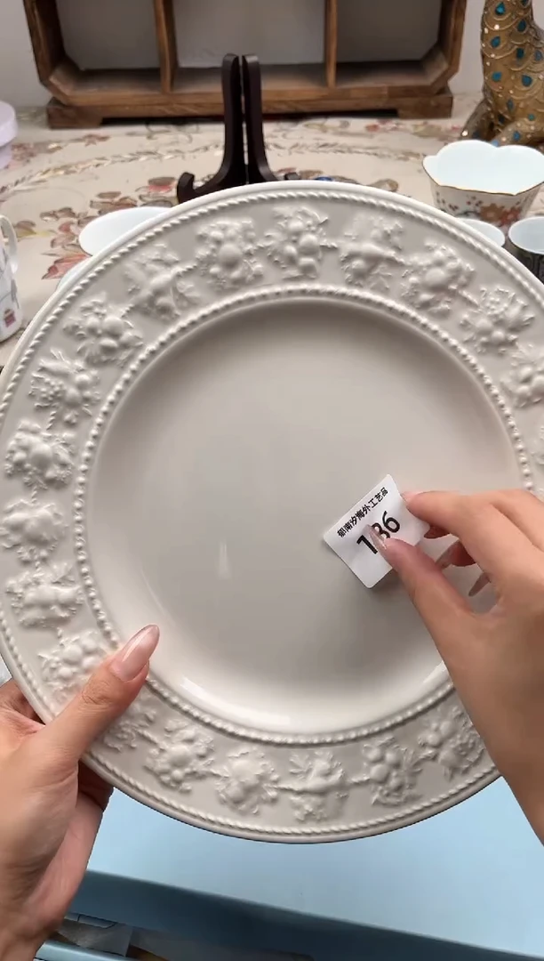 瓷片叫*姐R         136