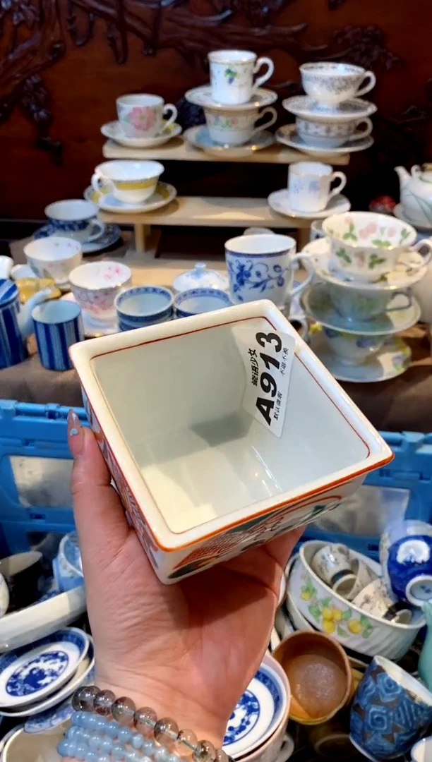 瓷片瓷片哈哈哈哈哈哈913