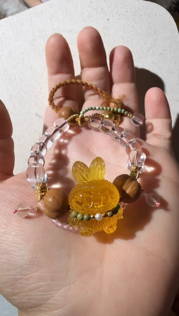 未镶嵌琥珀手链琥珀拉兔兔手链