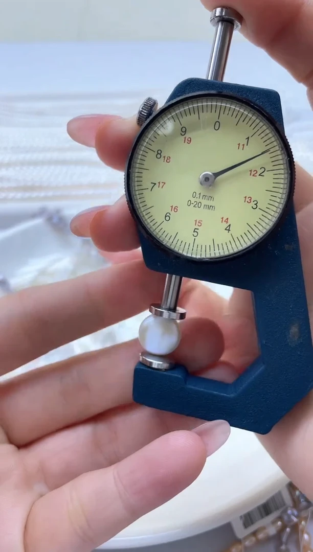 【闪购商品】淡水珍珠耳饰银S925镶嵌纽扣耳钉