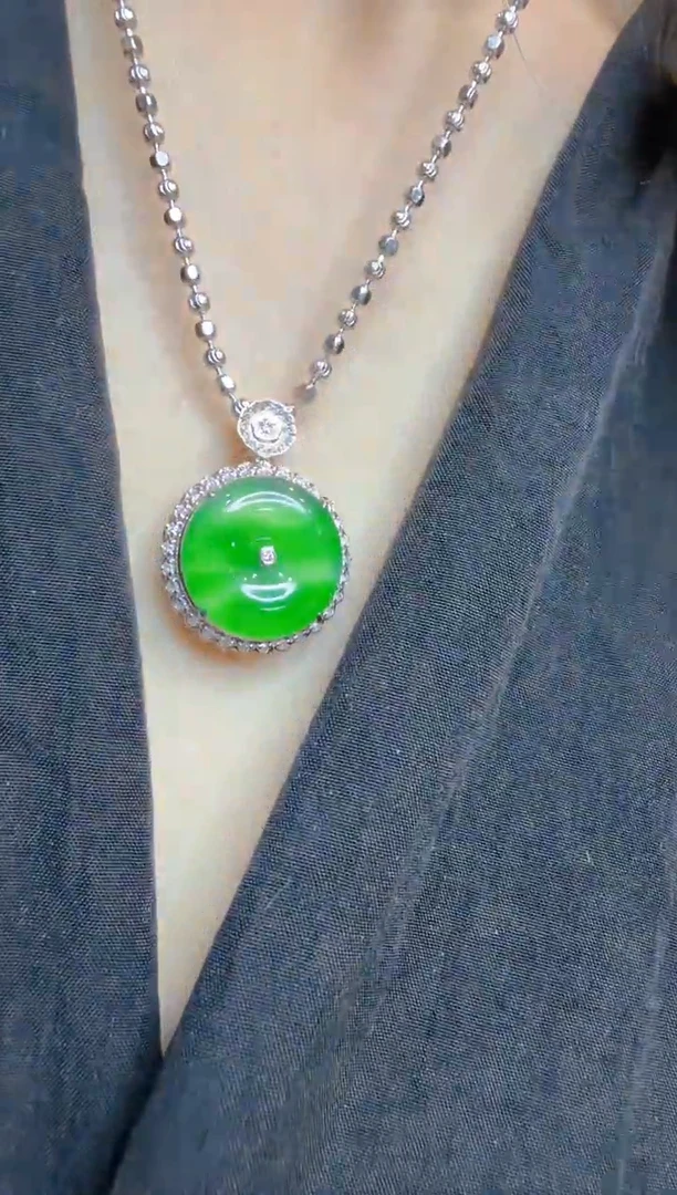 吊坠(不含链)18K金镶嵌翡翠多样性团购发一件