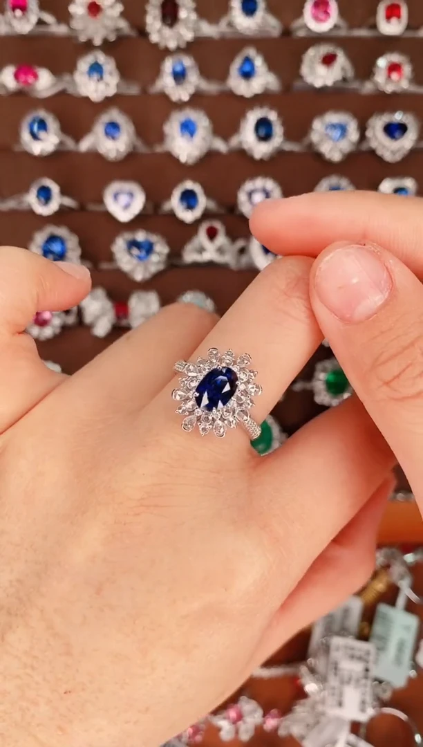 【闪购商品】蓝宝石18K金戒指18K金镶嵌2.06克拉无烧