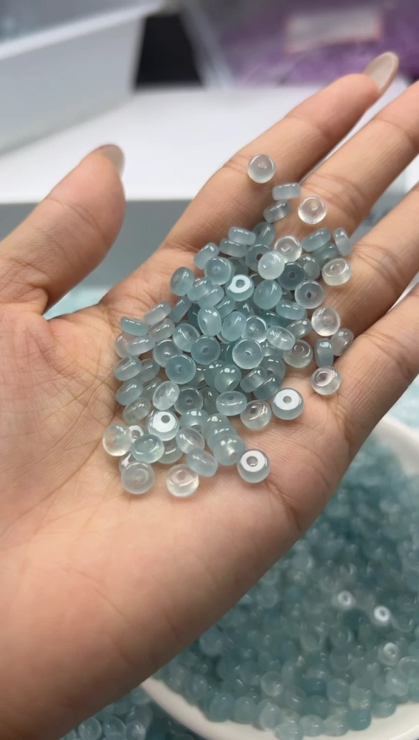 玛瑙/玉髓颈饰未镶嵌w803冰川蓝*海蓝宝算盘6*3mm*40颗