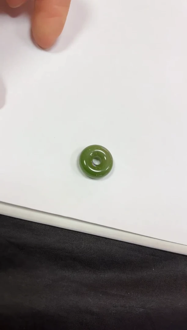 颈饰未镶嵌和田玉挂件