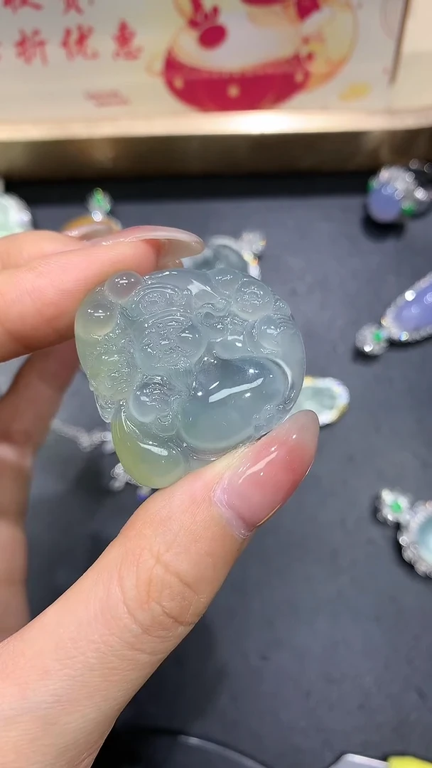 【闪购商品】翡翠吊坠(不含链)未镶嵌75团购