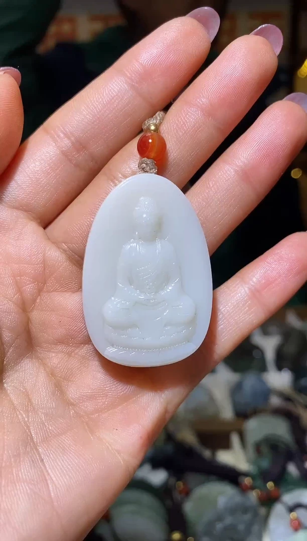 颈饰未镶嵌和田玉1