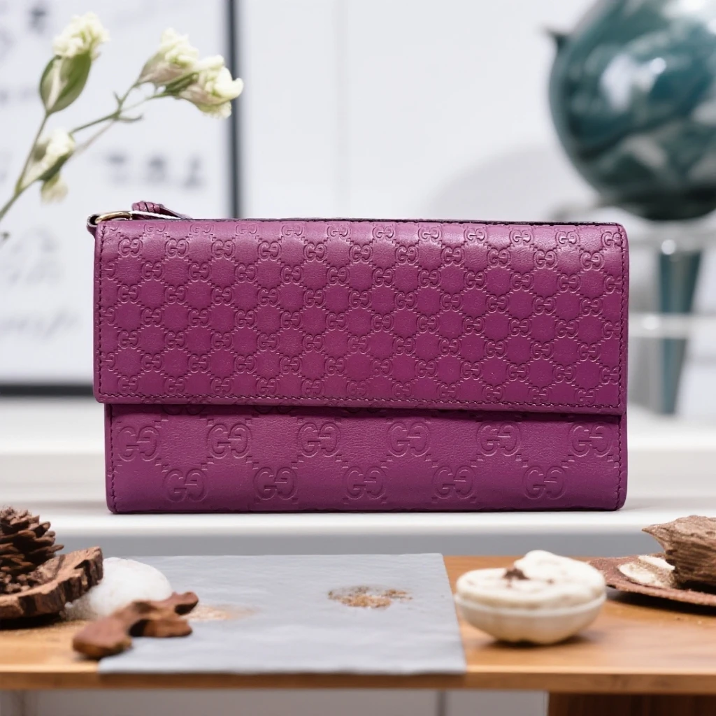 95新 GUCCI/古驰  紫粉色压花钱包 1881 3276