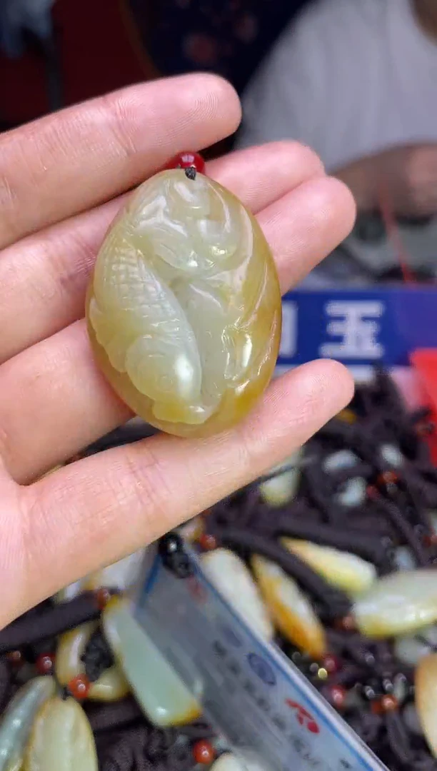 未镶嵌和田玉挂件1