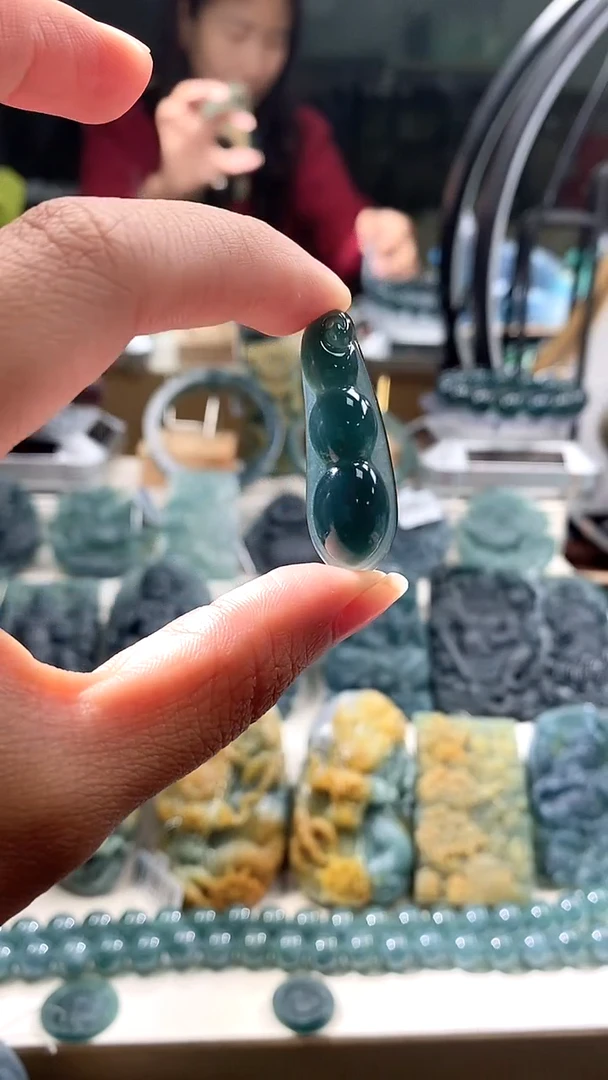 【闪购商品】翡翠颈饰未镶嵌翡翠