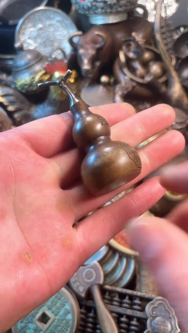 精美铜器点击下单