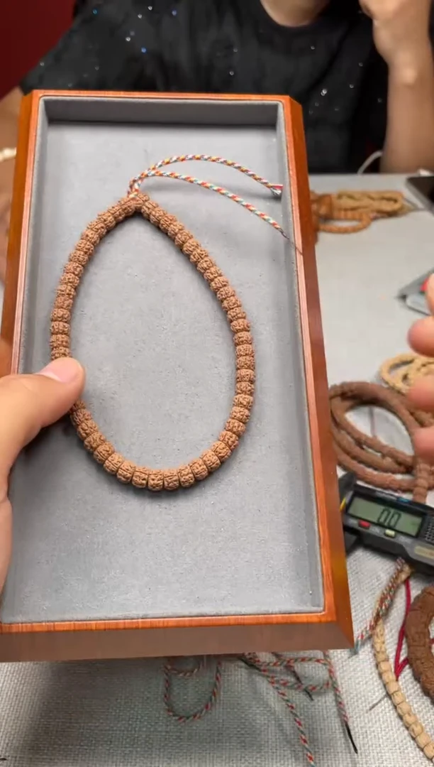 柏香籽/百香籽吊坠潜水艇手串08