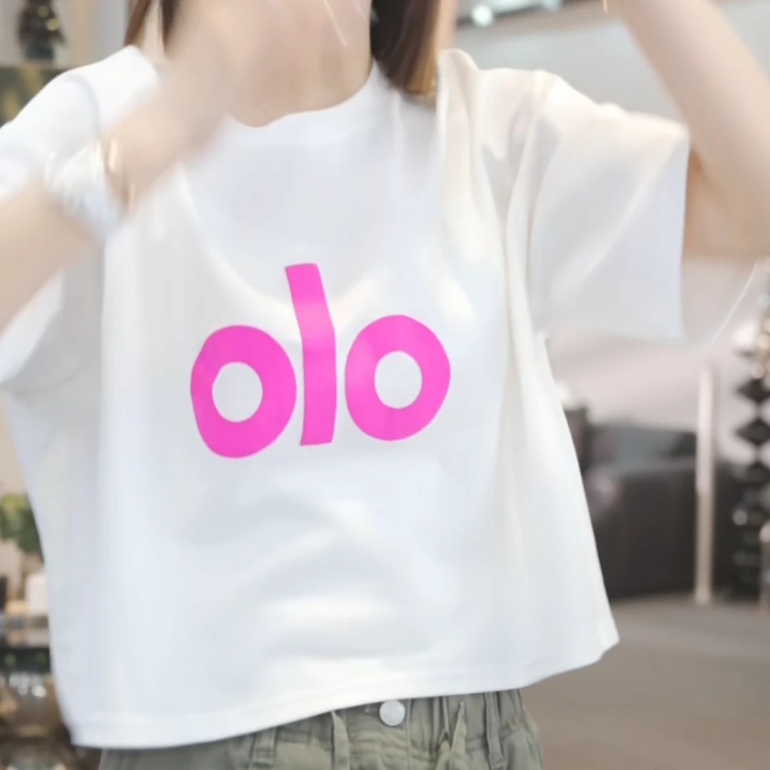 简约设计感日常通勤圆领短袖t恤女2025夏季新款休闲百搭显瘦上衣