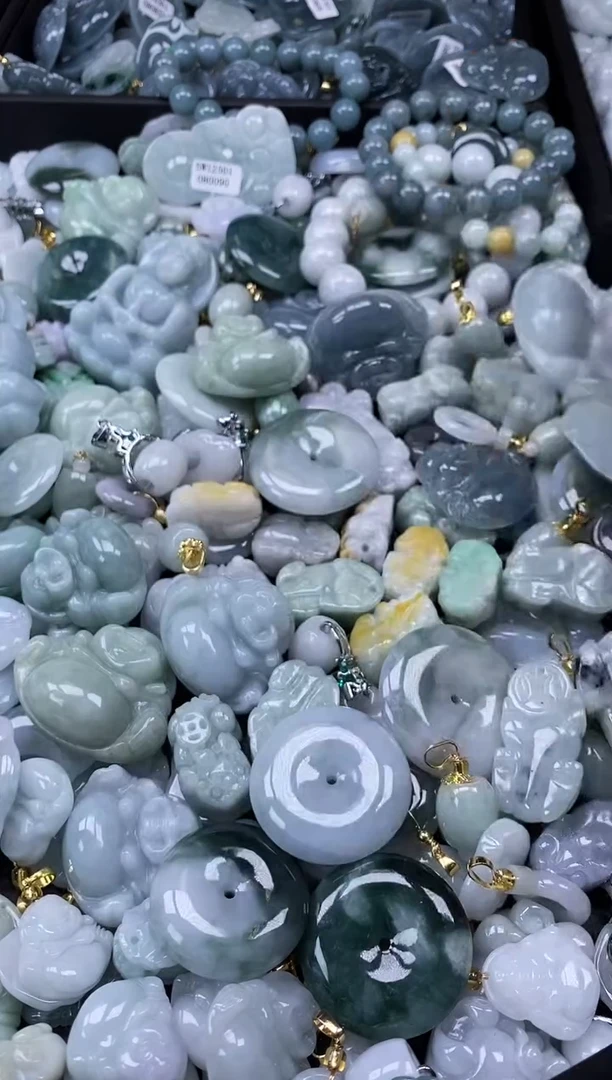 【闪购商品】翡翠颈饰未镶嵌缅甸A货翡翠09.9