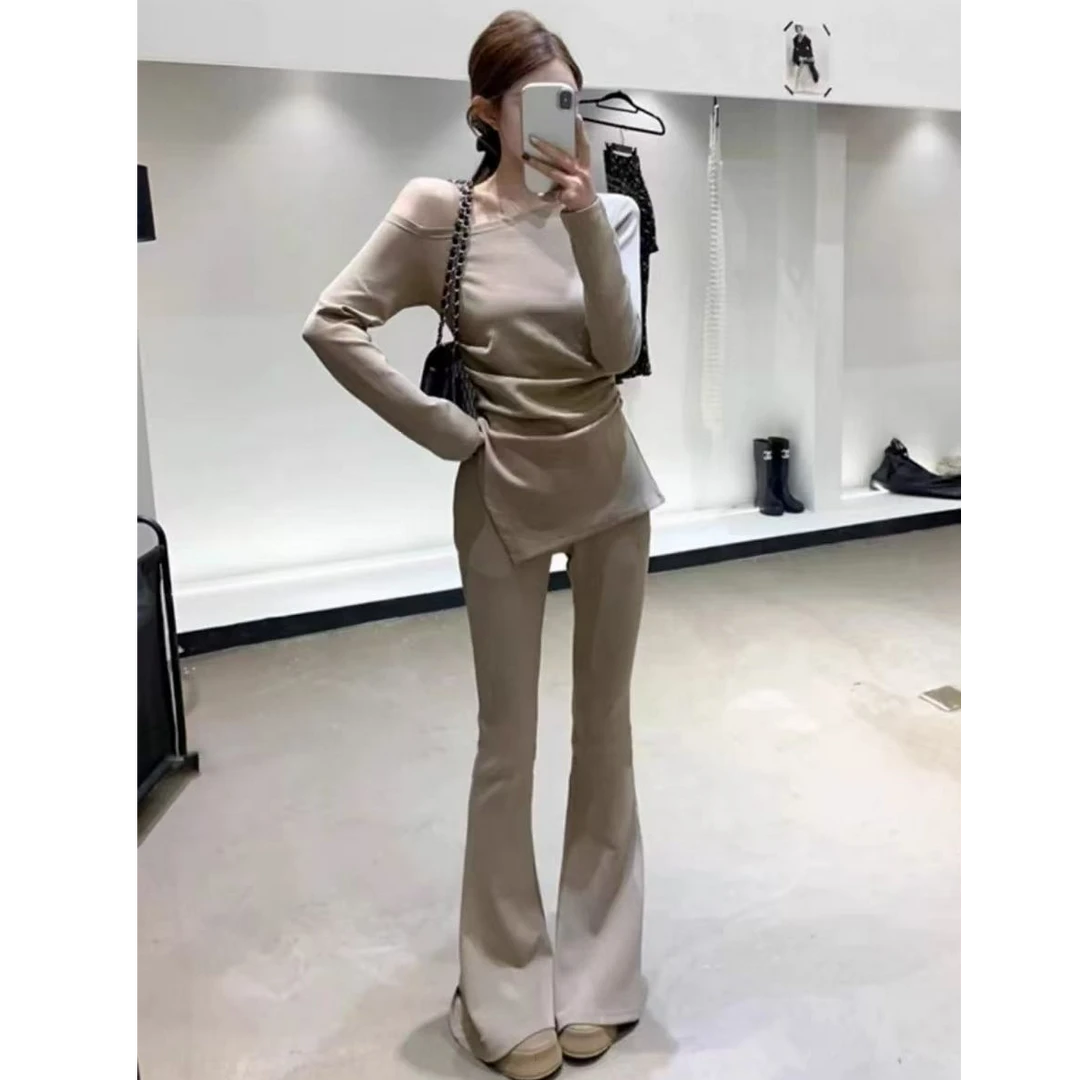 松弛感露肩长袖修身显瘦不规则T恤上衣+高腰微喇裤拖地长裤套装女