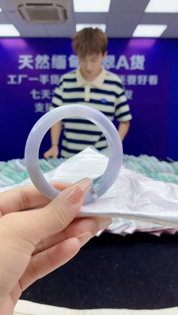 未镶嵌手镯翡翠AAAAAAAAAAAA
