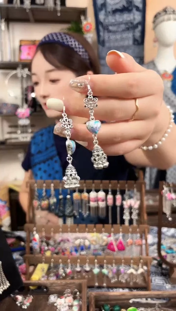 织绣民族风非遗老绣饰品128