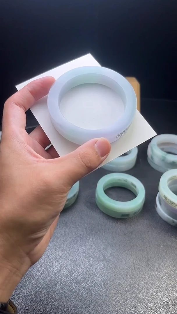定制翡翠手镯未镶嵌竹**格定制