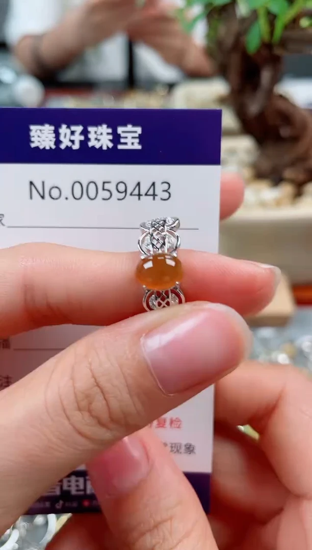 翡翠戒指银S925镶嵌............
