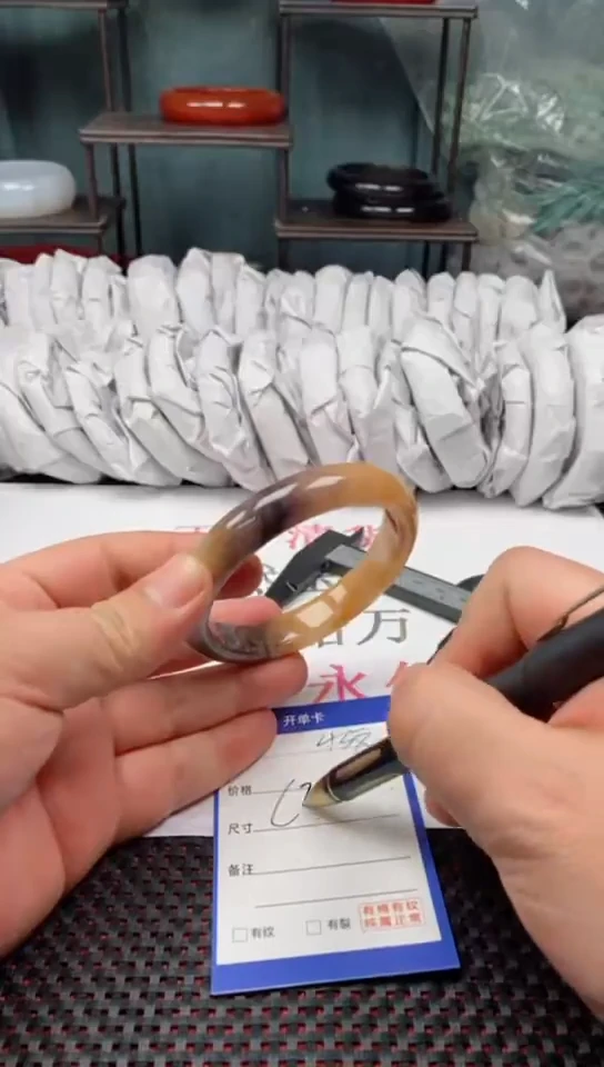 【闪购商品】石英质玉手镯未镶嵌458-62多样性发货看清圈口下单