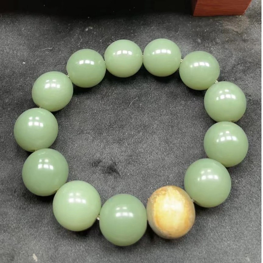 河磨玉 析木手串  透闪石质玉