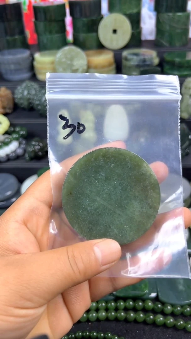 和田玉未镶嵌珠宝半成品镯芯