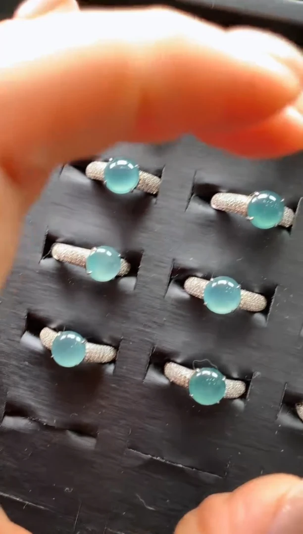 翡翠银S925镶嵌颈饰多样性发其一（蓝蛋戒指32002）