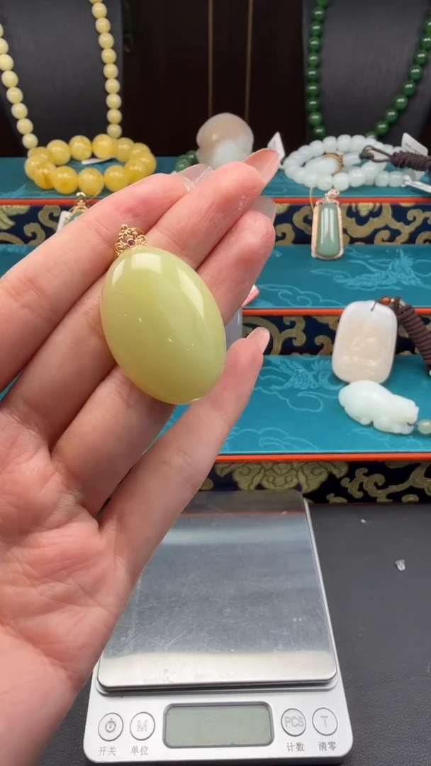 和田玉18K金镶嵌颈饰ge75吊坠多样性发其一